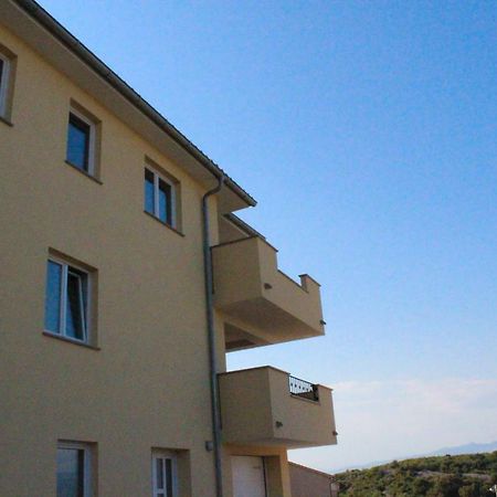 Apartmani Marin Vrbnik Exterior photo